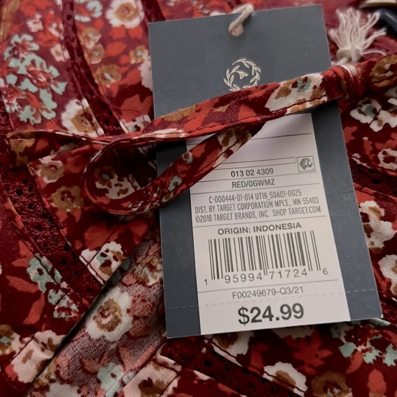 Universal Thread™ Women's Balloon Long Sleeve Tie-Front Blouse - Red - Picture 4 of 4